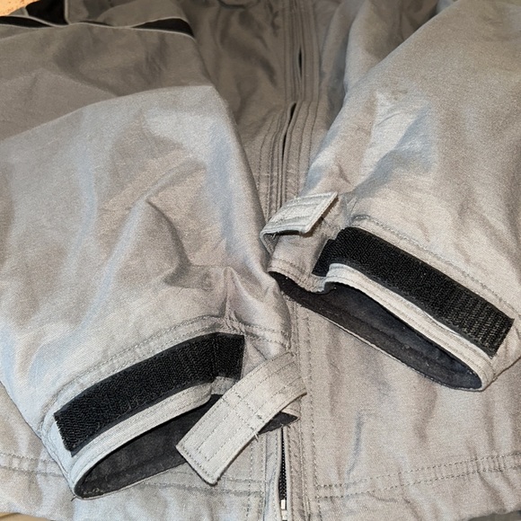 GAP Men’s Gray & Black Zip Front Winter Coat Large - Picture 9 of 11